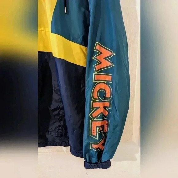 Disney Mickey Mouse Hooded Lightweight Windbreaker Jacket Retro Look Sz. Small - Picture 2 of 7
